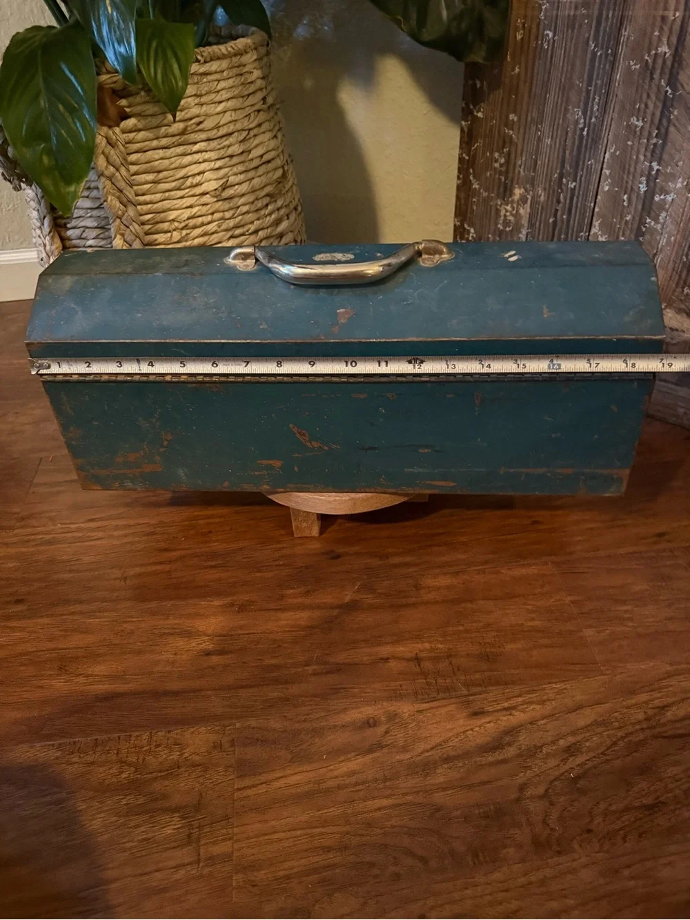 Vintage Metal Toolbox in Teal Blue With Tray